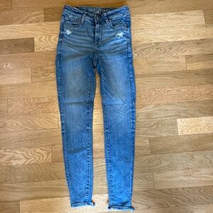 American Eagle Hi-Rise Jegging